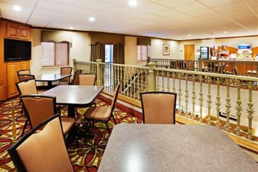 фото отеля Holiday Inn Express Pineville