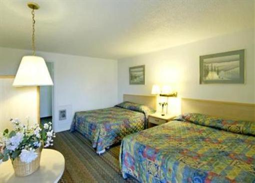 фото отеля Americas Best Value Inn & Suites Eureka (California)
