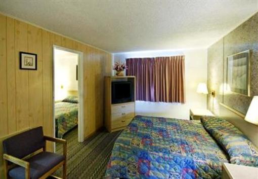 фото отеля Americas Best Value Inn & Suites Eureka (California)
