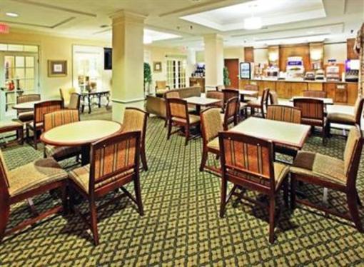 фото отеля Holiday Inn Express Hotel & Suites Pine Bluff