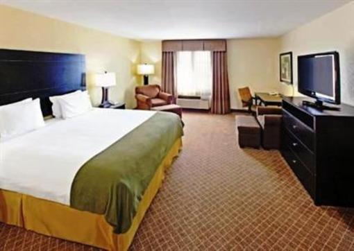 фото отеля Holiday Inn Express Hotel & Suites Pine Bluff