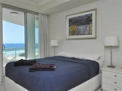 фото отеля Palm Springs Private Serviced Apartments