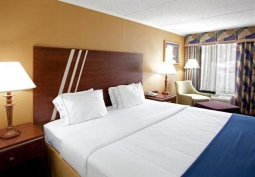 фото отеля Holiday Inn Express Roanoke-Civic Center