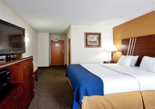 фото отеля Holiday Inn Express Roanoke-Civic Center