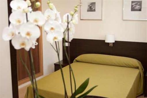 фото отеля Hostal Granado Madrid