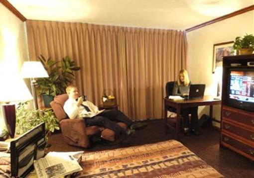 фото отеля Boulder Outlook Hotel & Suites