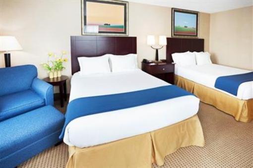 фото отеля Holiday Inn Express Hotel & Suites Cincinnati SE Newport