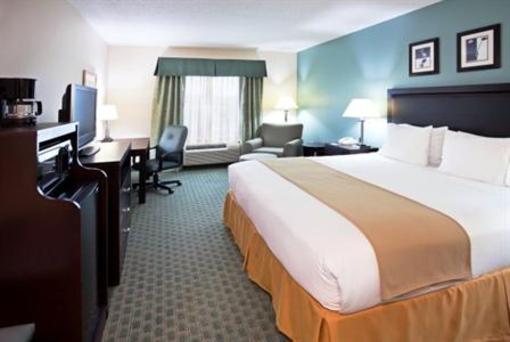 фото отеля Holiday Inn Express Hotel & Suites Lebanon (Tennessee)