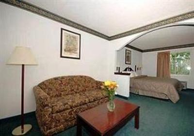 фото отеля Comfort Inn & Suites Macon