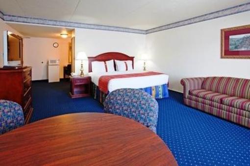 фото отеля Holiday Inn New Ulm