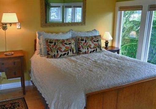 фото отеля Harrison House Suites