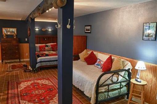 фото отеля Harrison House Suites