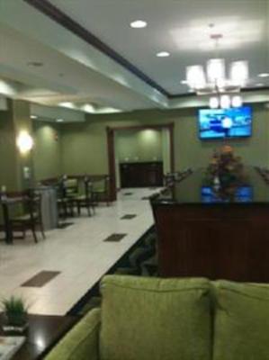 фото отеля Holiday Inn Express & Suites Urbandale