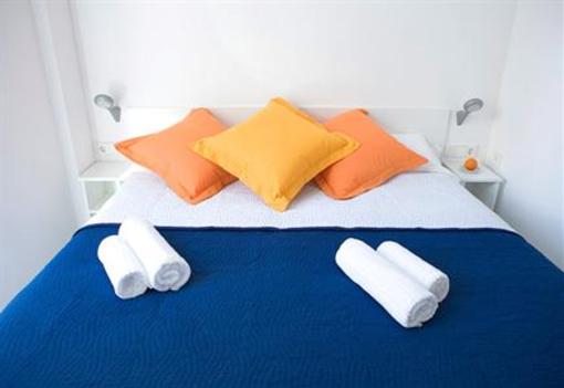 фото отеля Live & Dream B&B Barcelona