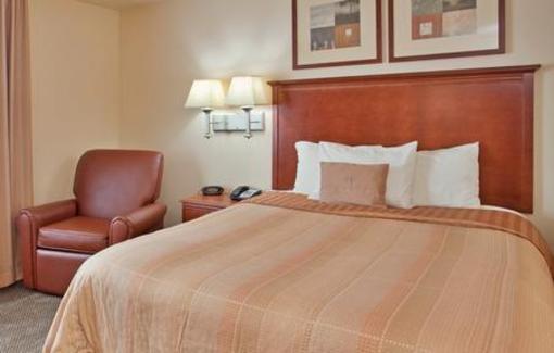 фото отеля Candlewood Suites Springfield South