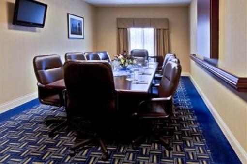 фото отеля Holiday Inn Express Hotel & Suites Fort Pierce West