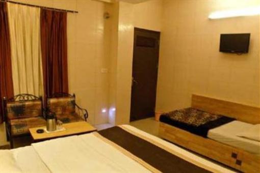 фото отеля Golden Hotel Jaipur