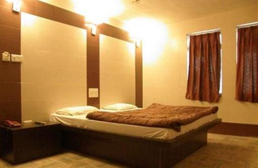 фото отеля Golden Hotel Jaipur