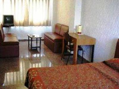 фото отеля Samraj Hotel Mumbai