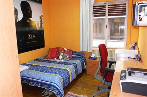фото отеля Hostal San Marius Muntaner Barcelona