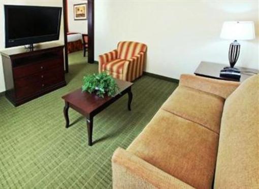 фото отеля Holiday Inn Express Hotel & Suites Henderson-Traffic Star