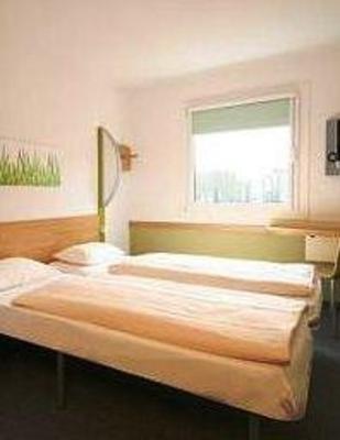 фото отеля Ibis Budget Wurzburg Ost