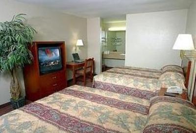 фото отеля Good Nite Inn Sylmar