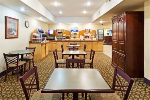 фото отеля Holiday Inn Express Nicholasville