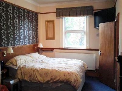 фото отеля Heatherbank Guest House London