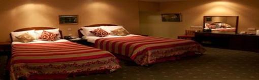 фото отеля Brown Trout Golf & Country Inn Aghadowey Coleraine