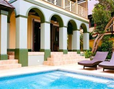 фото отеля Paradise Discovery Beach Villa-Discovery Bay