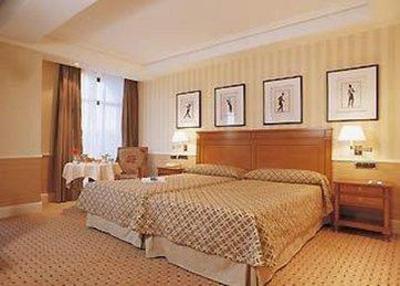 фото отеля Melia Recoletos Boutique Hotel