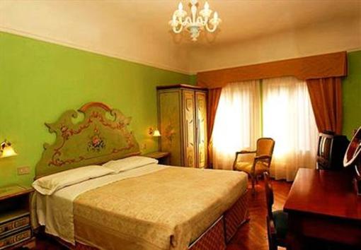фото отеля Hotel Malibran