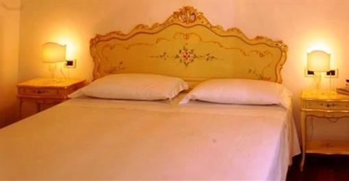 фото отеля Hotel Malibran