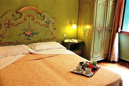 фото отеля Hotel Malibran