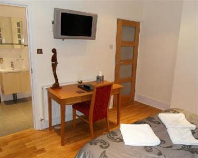 фото отеля Springwood Guest House Horley
