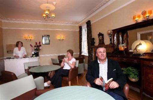 фото отеля Springwood Guest House Horley