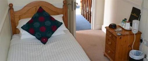 фото отеля Springwood Guest House Horley