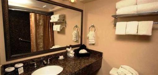 фото отеля Embassy Suites Santa Ana - Orange County Airport North