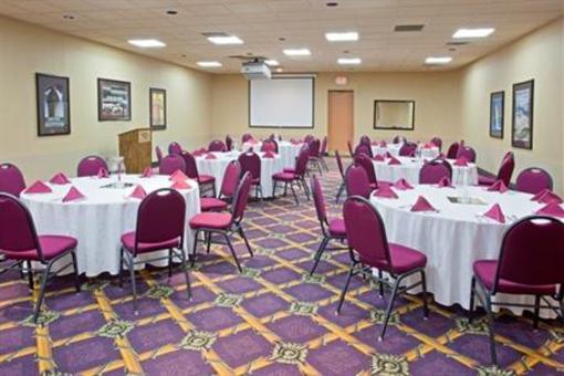 фото отеля Holiday Inn Port Arthur-Park Central