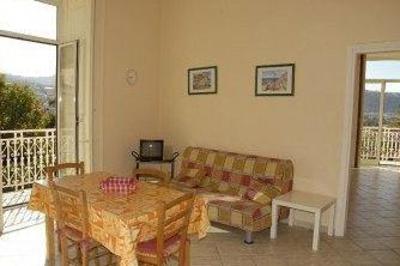фото отеля Villino Castellano Apartment Meta di Sorrento