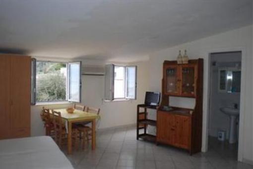 фото отеля Villino Castellano Apartment Meta di Sorrento