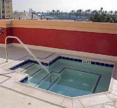 фото отеля Greenwood Suites Anaheim Resort