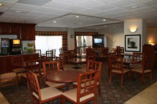 фото отеля Hampton Inn Peoria-East At The River Boat Crossing