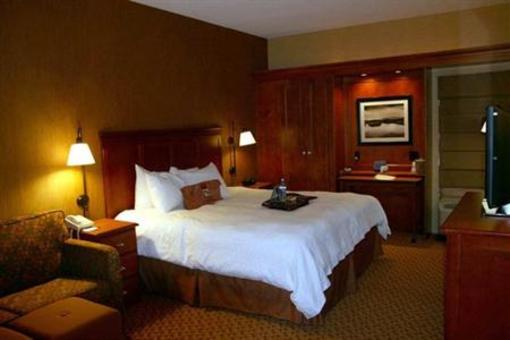 фото отеля Hampton Inn Peoria-East At The River Boat Crossing