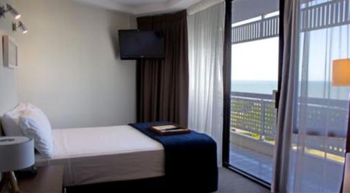 фото отеля Rydges Esplanade Holiday Apartments Cairns
