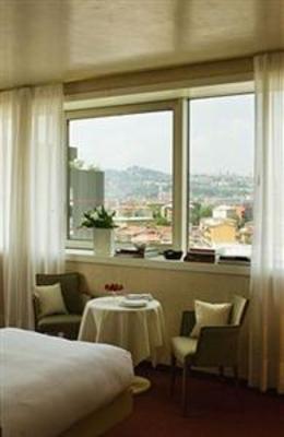 фото отеля Starhotels Cristallo Palace
