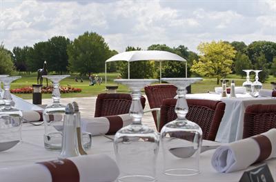 фото отеля Golf Hotel De Mont Griffon Luzarches