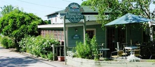 фото отеля Mountain Gap Inn