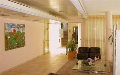 фото отеля Albergo Milano Hotel Mendrsio